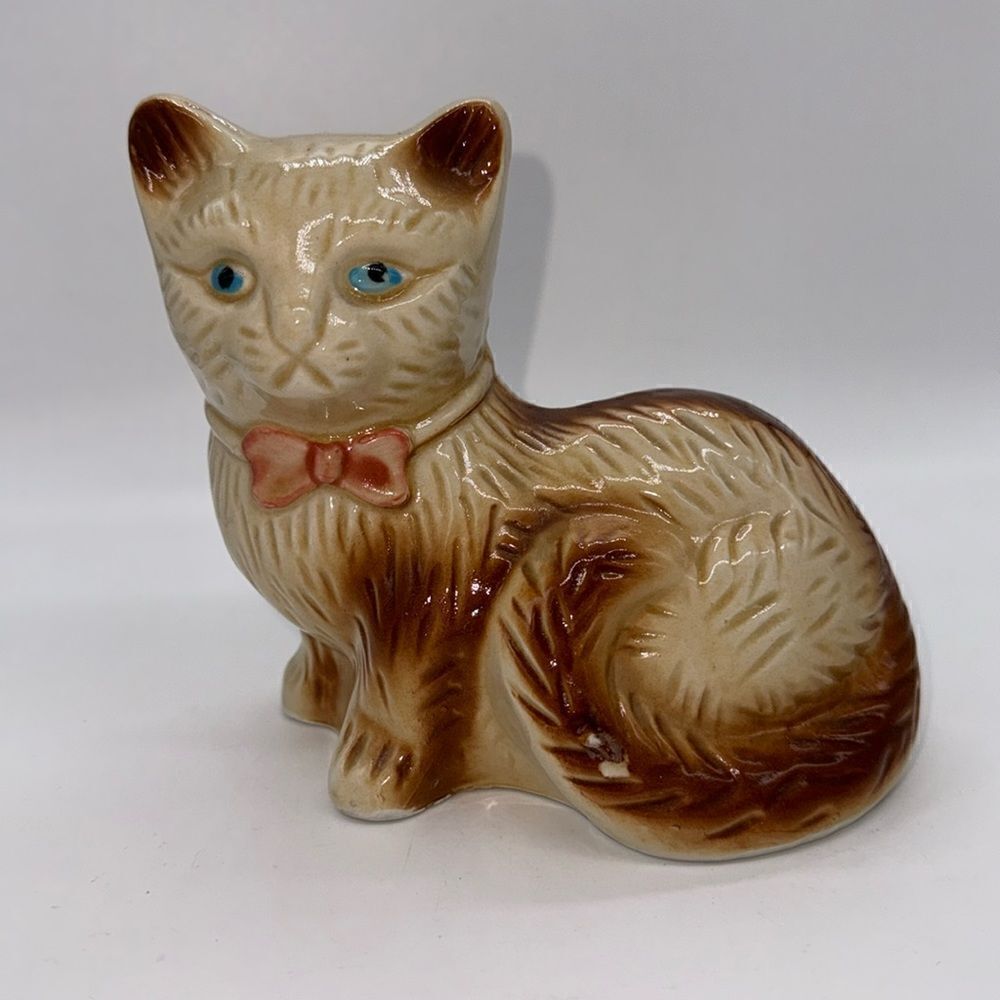 Vintage Ceramic Kitty Cat Feline Figurine